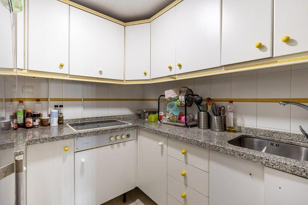 Amazing Apartment In Albaicin 5 Minutes To The City Center Гранада Экстерьер фото